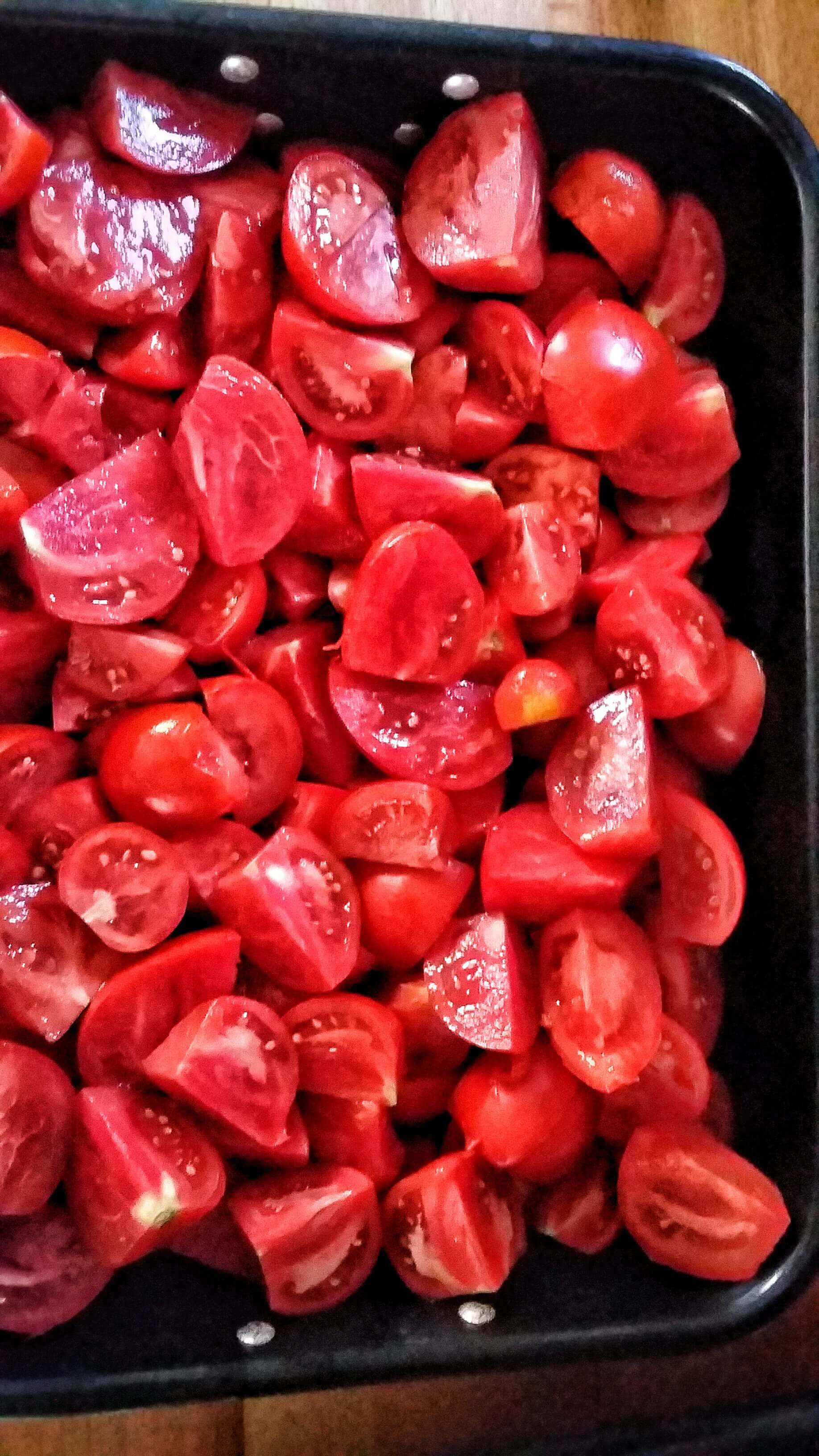 tomatoes1_153351-01.jpeg