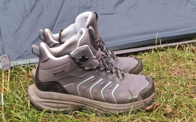 Review: NORTIV 8 DualStride Armadillo FieldLite Waterproof Hiking Boots